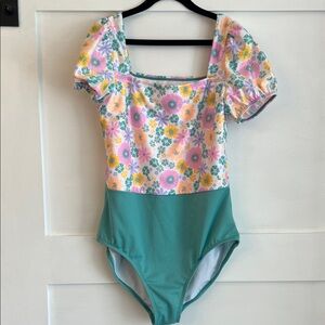 wonder nation Green Floral Puff-Sleeve One-Piece Swimsuit
